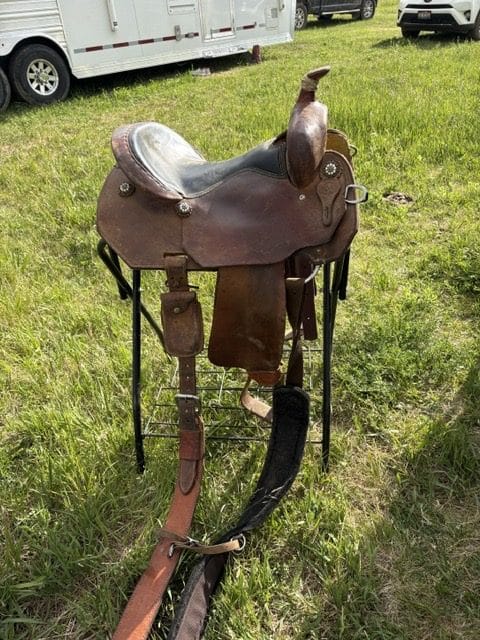 15” Sharin Hall Barrel Saddle Wide Tree